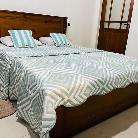 קנדי Unique Villa מראה חיצוני תמונה