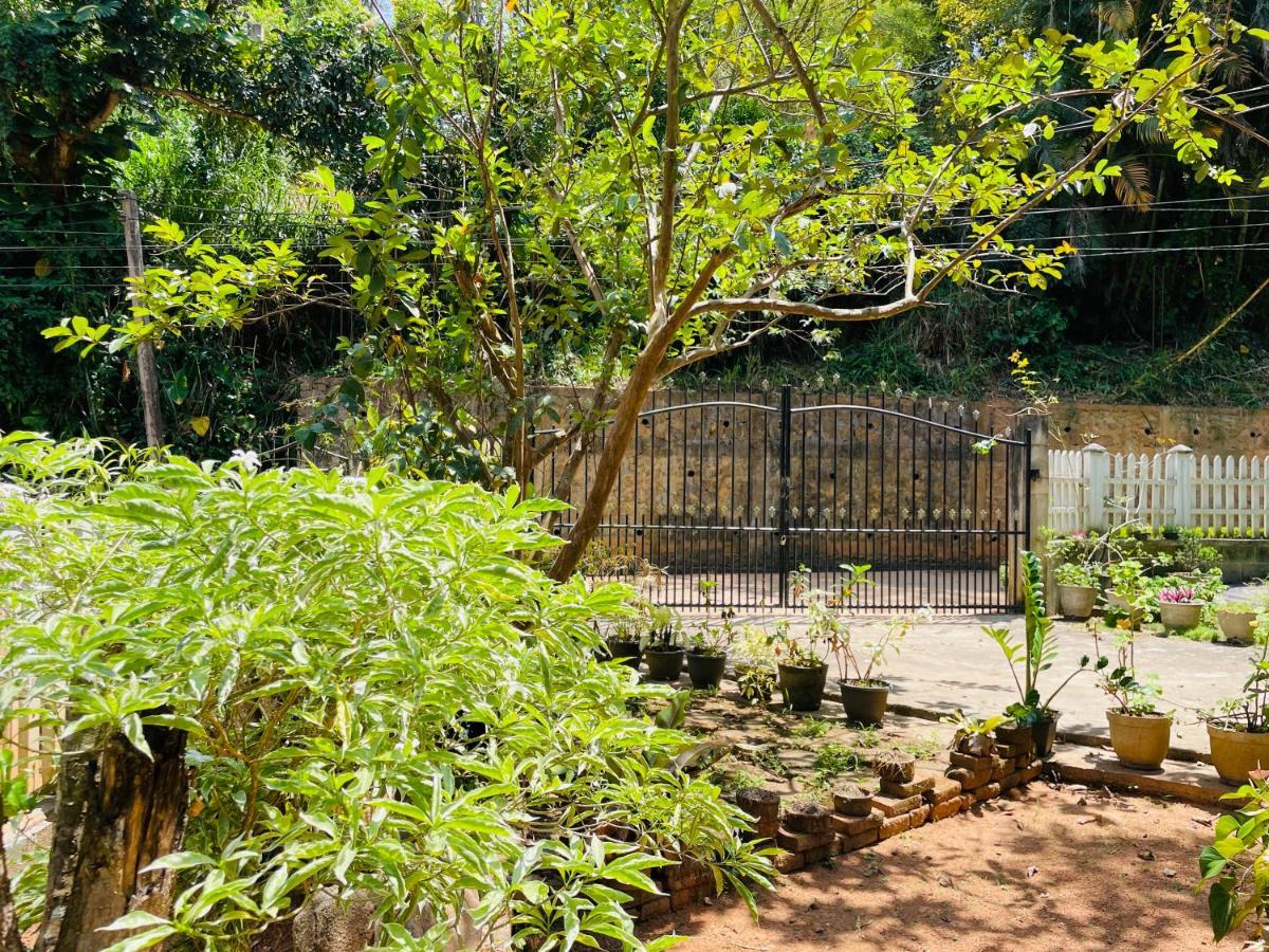 קנדי Unique Villa מראה חיצוני תמונה