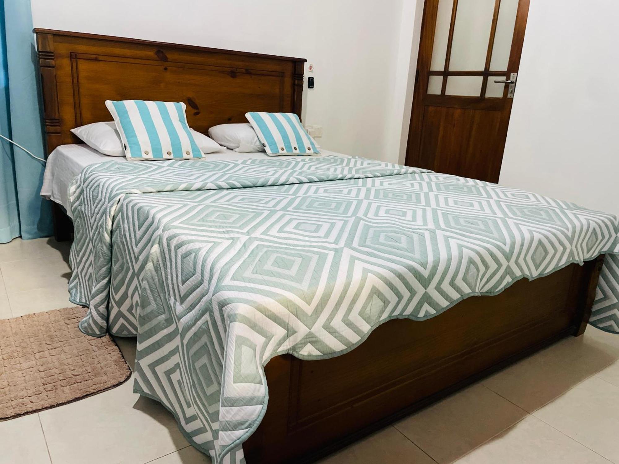 קנדי Unique Villa מראה חיצוני תמונה